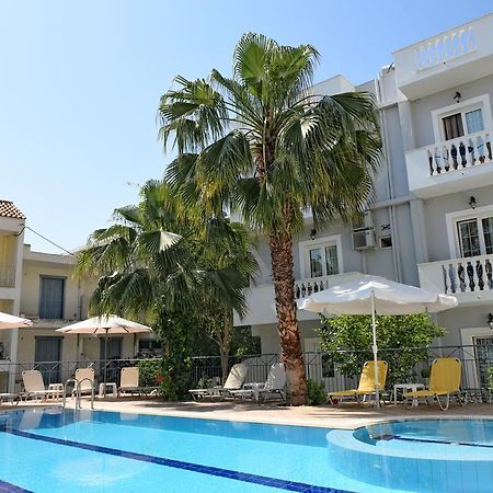 Skalidis Apartments Tolo Luaran gambar