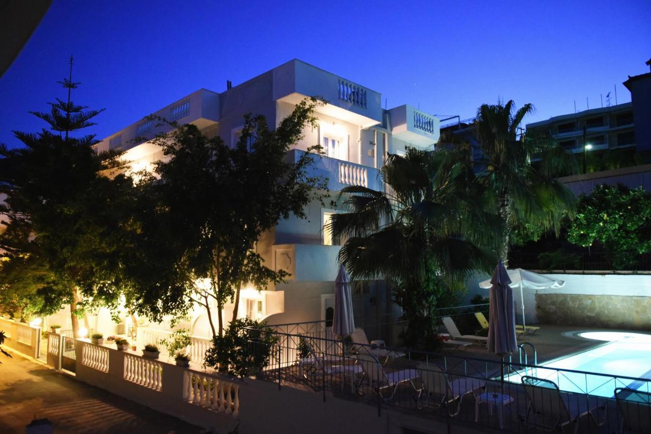Skalidis Apartments Tolo Luaran gambar