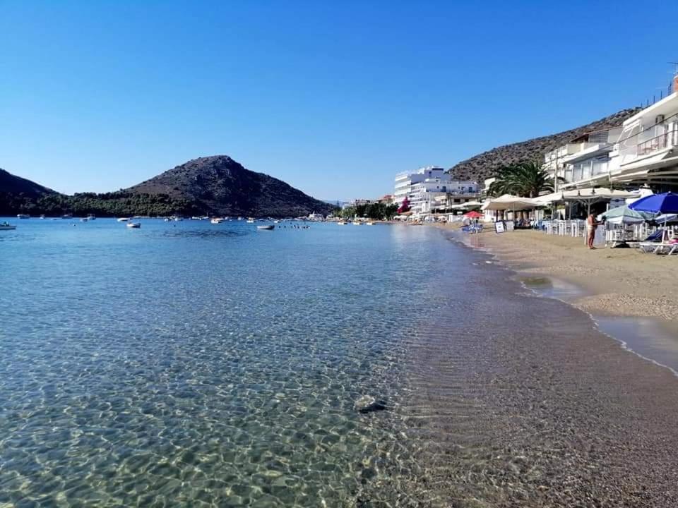 Skalidis Apartments Tolo Luaran gambar