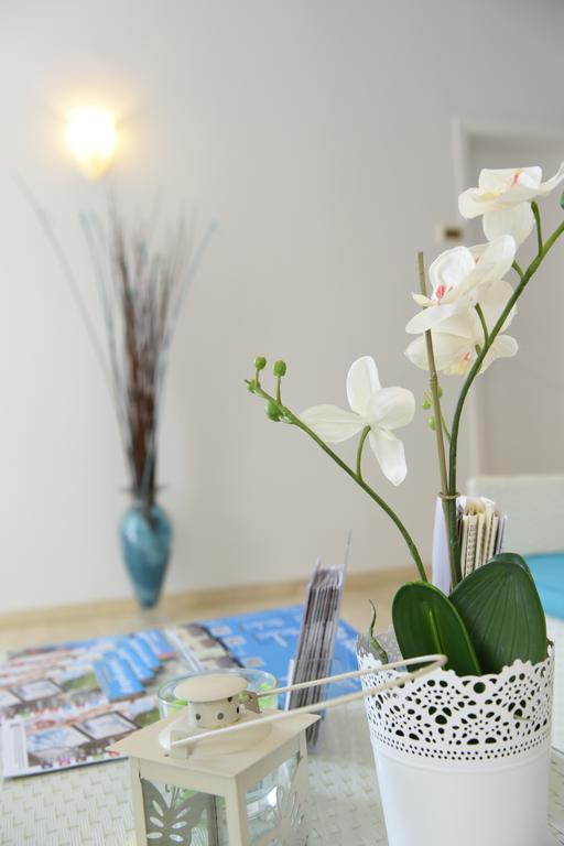 Skalidis Apartments Tolo Luaran gambar